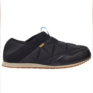 Black Teva Slippers